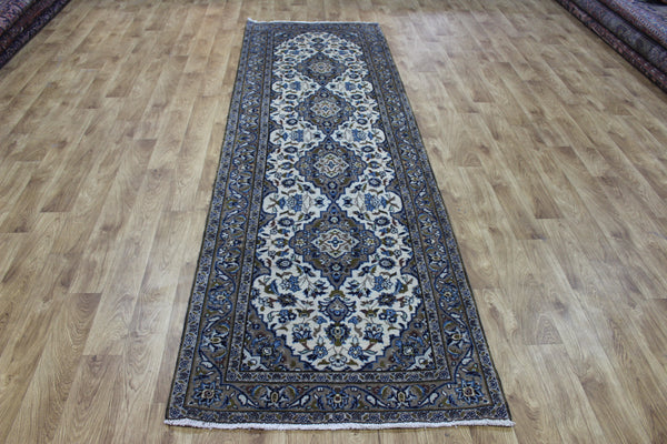 Persian Kashan Runner – Handmade Wool Hallway Rug – 310 × 94 cm