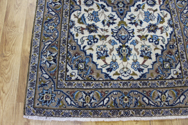 Persian Kashan Runner – Handmade Wool Hallway Rug – 310 × 94 cm