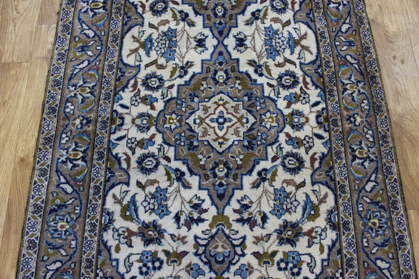 Persian Kashan Runner – Handmade Wool Hallway Rug – 310 × 94 cm