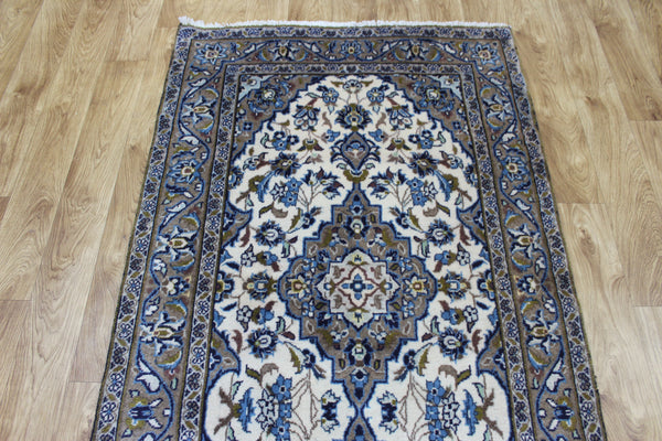 Persian Kashan Runner – Handmade Wool Hallway Rug – 310 × 94 cm