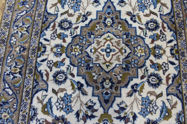 Persian Kashan Runner – Handmade Wool Hallway Rug – 310 × 94 cm