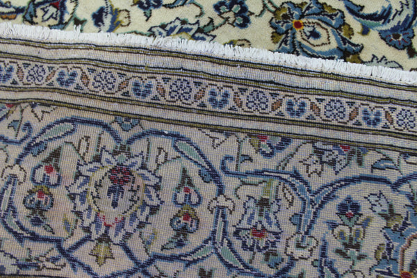 Persian Kashan Rug 297 × 200 cm – Handmade Wool Medallion Carpet