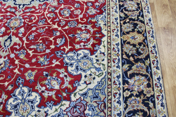 Vintage Persian Najafabad Rug 335 × 220 cm – Handmade Wool Medallion Carpet