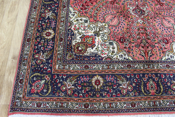 Persian Tabriz Rug 300 × 195 cm – Handmade Wool Medallion Carpet