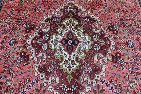 Persian Tabriz Rug 300 × 195 cm – Handmade Wool Medallion Carpet