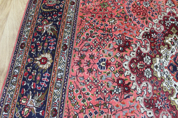 Persian Tabriz Rug 300 × 195 cm – Handmade Wool Medallion Carpet