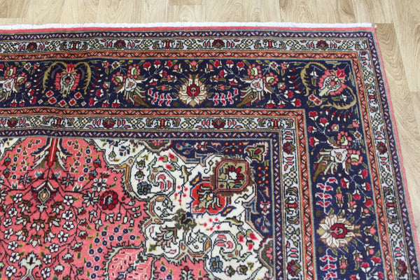 Persian Tabriz Rug 300 × 195 cm – Handmade Wool Medallion Carpet