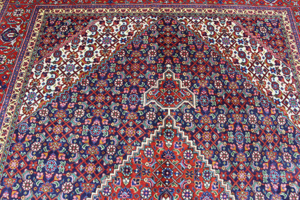 Persian Tabriz Rug 298 × 203 cm – Handmade Wool Medallion Carpet