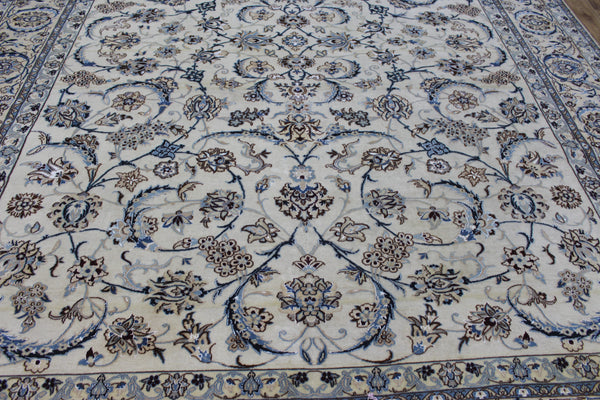 Persian Nain Rug 394 × 297 cm – Handmade Wool and Silk Floral Carpet