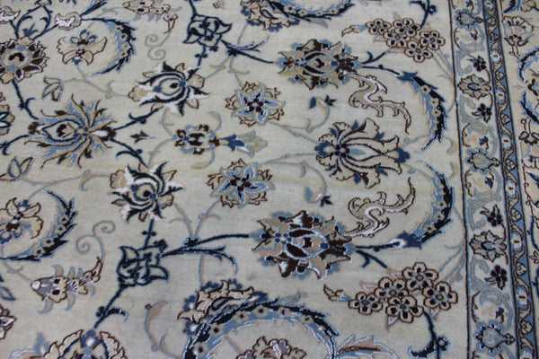 Persian Nain Rug 394 × 297 cm – Handmade Wool and Silk Floral Carpet