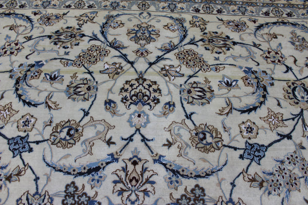 Persian Nain Rug 394 × 297 cm – Handmade Wool and Silk Floral Carpet