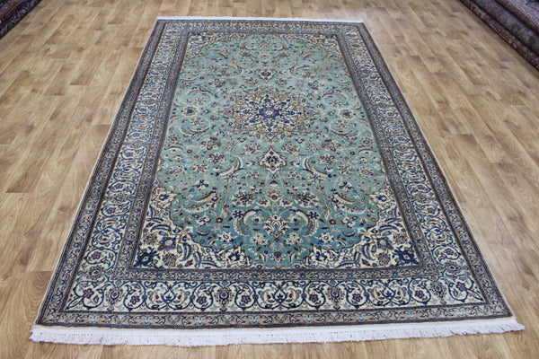 Vintage Persian Nain Rug 284 × 171 cm – Handmade Wool & Silk Floral Carpet
