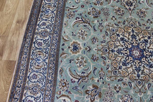 Vintage Persian Nain Rug 284 × 171 cm – Handmade Wool & Silk Floral Carpet