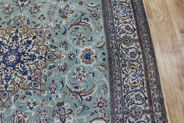 Vintage Persian Nain Rug 284 × 171 cm – Handmade Wool & Silk Floral Carpet