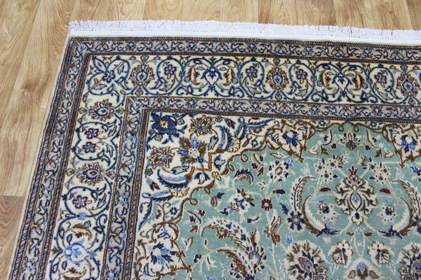 Vintage Persian Nain Rug 284 × 171 cm – Handmade Wool & Silk Floral Carpet