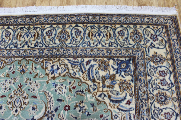 Vintage Persian Nain Rug 284 × 171 cm – Handmade Wool & Silk Floral Carpet
