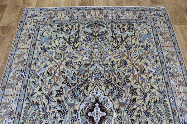 Vintage Persian Nain Rug 203 × 120 cm – Handmade Wool & Silk Garden Design Carpet