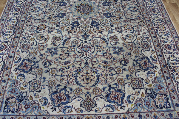Vintage Persian Nain Rug 296 × 199 cm – Handmade Wool &amp; Silk Floral Carpet