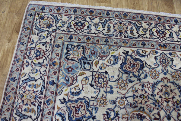 Vintage Persian Nain Rug 296 × 199 cm – Handmade Wool &amp; Silk Floral Carpet