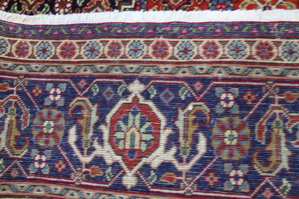 Persian Tabriz Rug 300 × 202 cm – Handmade Wool Medallion Carpet