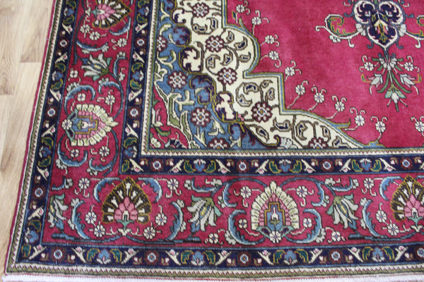 Vintage Persian Tabriz Rug 336 × 236 cm – Handmade Wool Medallion Carpet