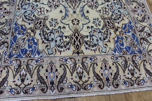 Persian Nain Rug 232 × 113 cm – Handmade Floral Medallion Carpet