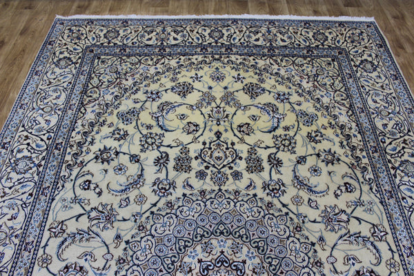 Persian Nain Rug 310 × 200 cm – Handmade Wool & Silk Medallion Carpet