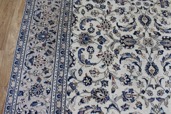 Vintage Persian Kashan Rug 300 × 190 cm – Handmade Wool Floral Carpet