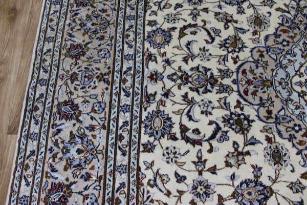 Persian Kashan Rug 300 × 212 cm – Handmade Wool Floral Carpet
