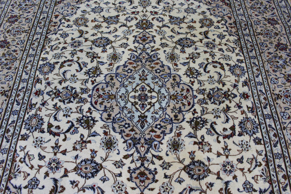 Persian Kashan Rug 300 × 212 cm – Handmade Wool Floral Carpet