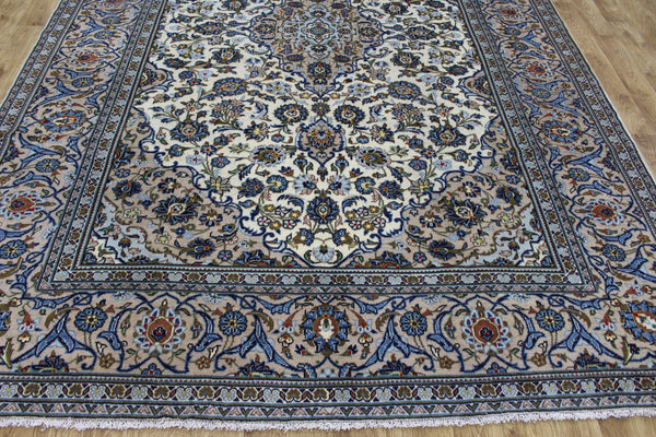Persian Kashan Rug 340 × 240 cm – Handmade Floral Wool Carpet