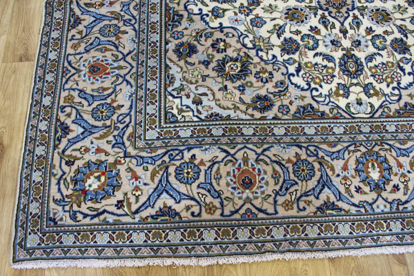 Persian Kashan Rug 340 × 240 cm – Handmade Floral Wool Carpet