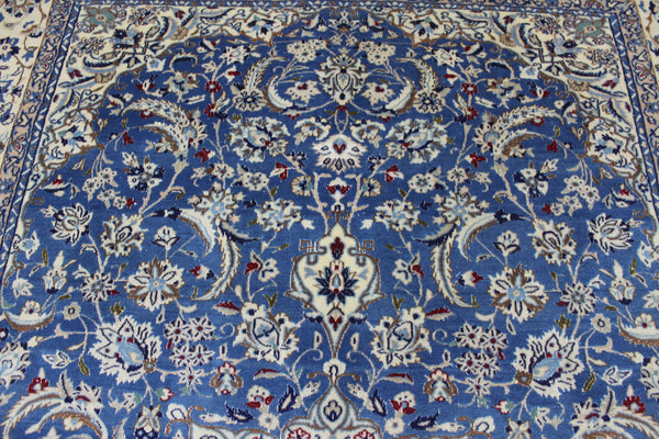 Persian Nain Wool & Silk Rug 255 × 170 cm – Handmade Blue Floral Carpet