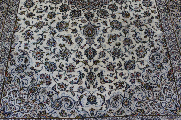 Persian Kashan Rug 293 × 200 cm – Handmade Wool Floral Medallion Carpet