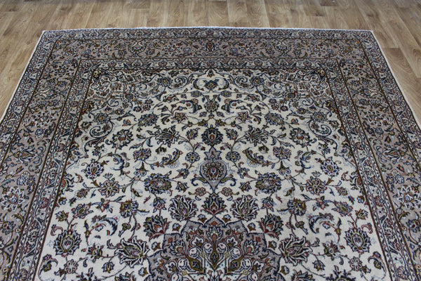 Persian Kashan Rug 293 × 200 cm – Handmade Wool Floral Medallion Carpet