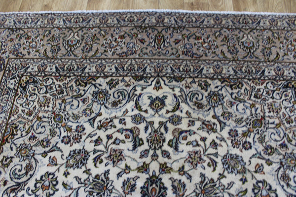 Persian Kashan Rug 293 × 200 cm – Handmade Wool Floral Medallion Carpet