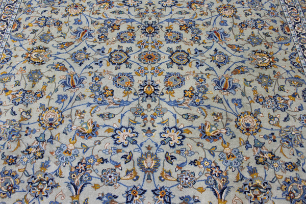 Vintage Persian Kashan Carpet 355 × 260 cm – Handmade Wool All-Over Floral Rug