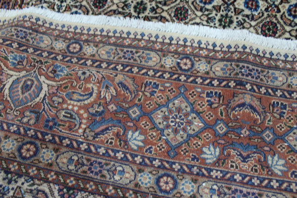 Persian Moud Rug 214 × 160 cm – Hand-Knotted Wool & Silk Highlight Carpet