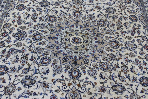 Persian Kashan Carpet 344 × 248 cm – Hand-Knotted Wool Floral Rug