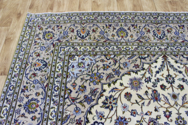 Persian Kashan Carpet 347 × 247 cm – Hand-Knotted Wool Floral Rug