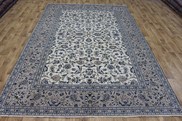 Persian Kashan Carpet 292 × 194 cm – Hand-Knotted Wool All-Over Floral Rug