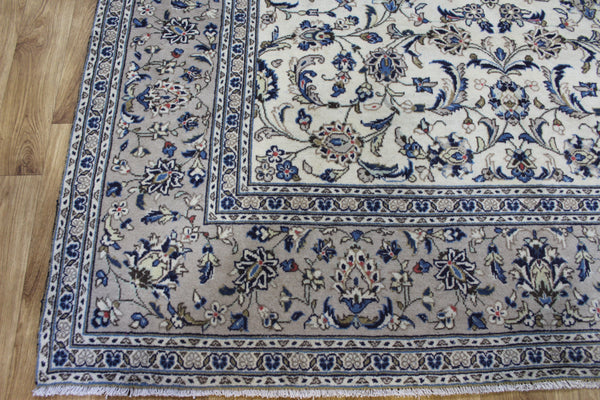 Persian Kashan Carpet 292 × 194 cm – Hand-Knotted Wool All-Over Floral Rug