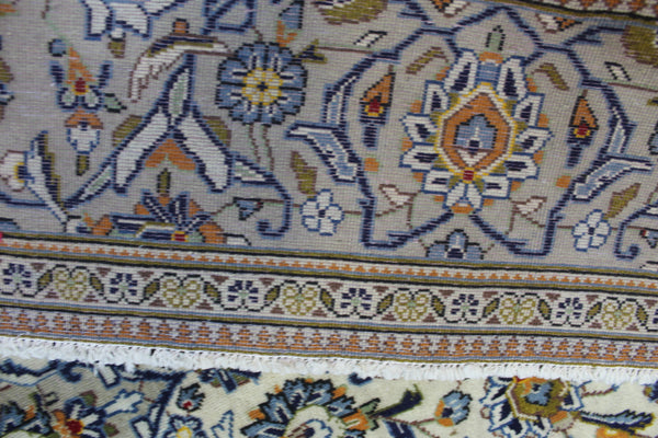 Persian Kashan Carpet 307 × 200 cm – Hand-Knotted Wool Floral Rug
