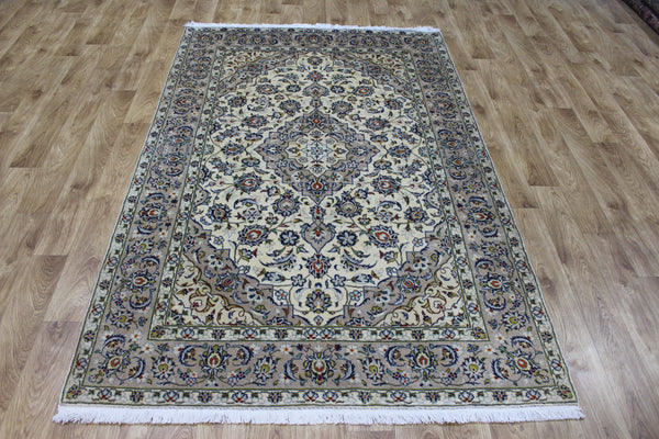Persian Kashan Rug 216 × 140 cm – Fine Hand-Knotted Kork Wool Carpet