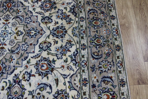 Persian Kashan Rug 216 × 140 cm – Fine Hand-Knotted Kork Wool Carpet