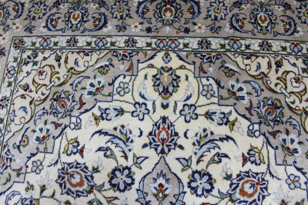 Persian Kashan Rug 216 × 140 cm – Fine Hand-Knotted Kork Wool Carpet