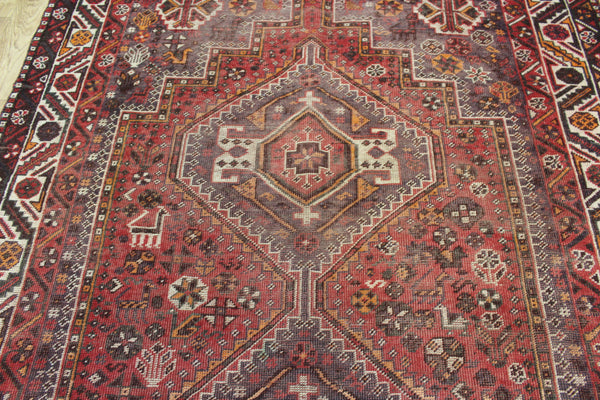 Vintage Persian Shiraz Qashqai Tribal Rug 230 × 157 cm – Hand-Knotted Wool