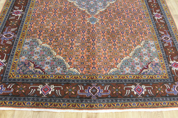 Persian Tabriz Rug 283 × 196 cm – Handmade Wool Carpet