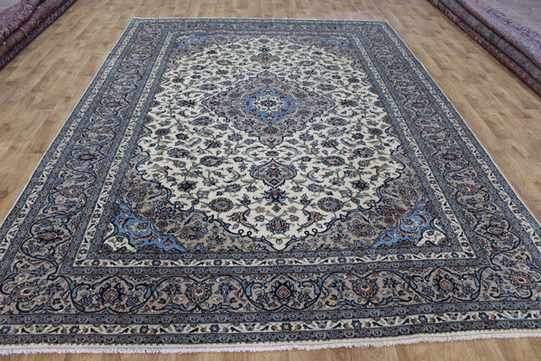Persian Kashan Rug 350 × 248 cm – Handmade Wool Carpet