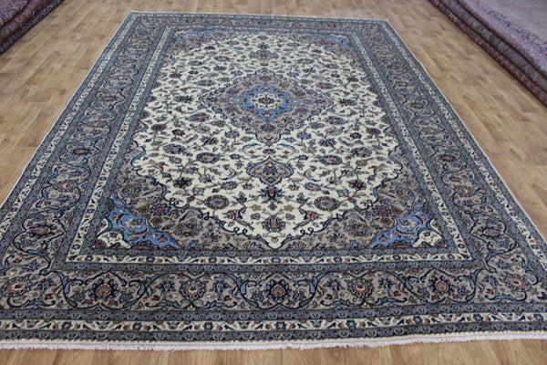 Persian Kashan Rug 350 × 248 cm – Handmade Wool Carpet